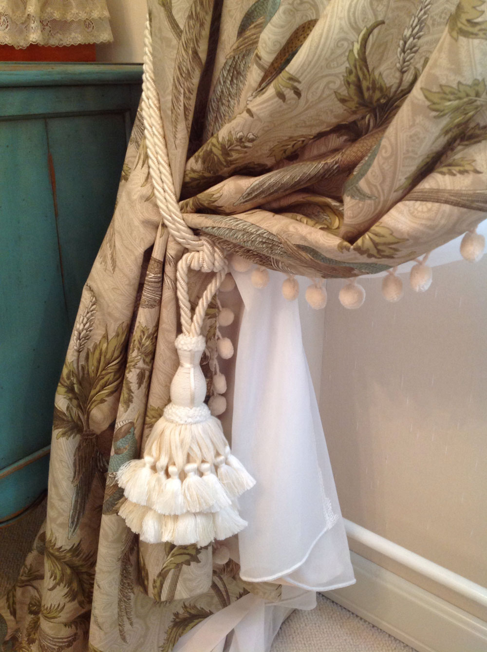 Бахрома из коллекции Bambino, кисть арт. 11815 Naturale